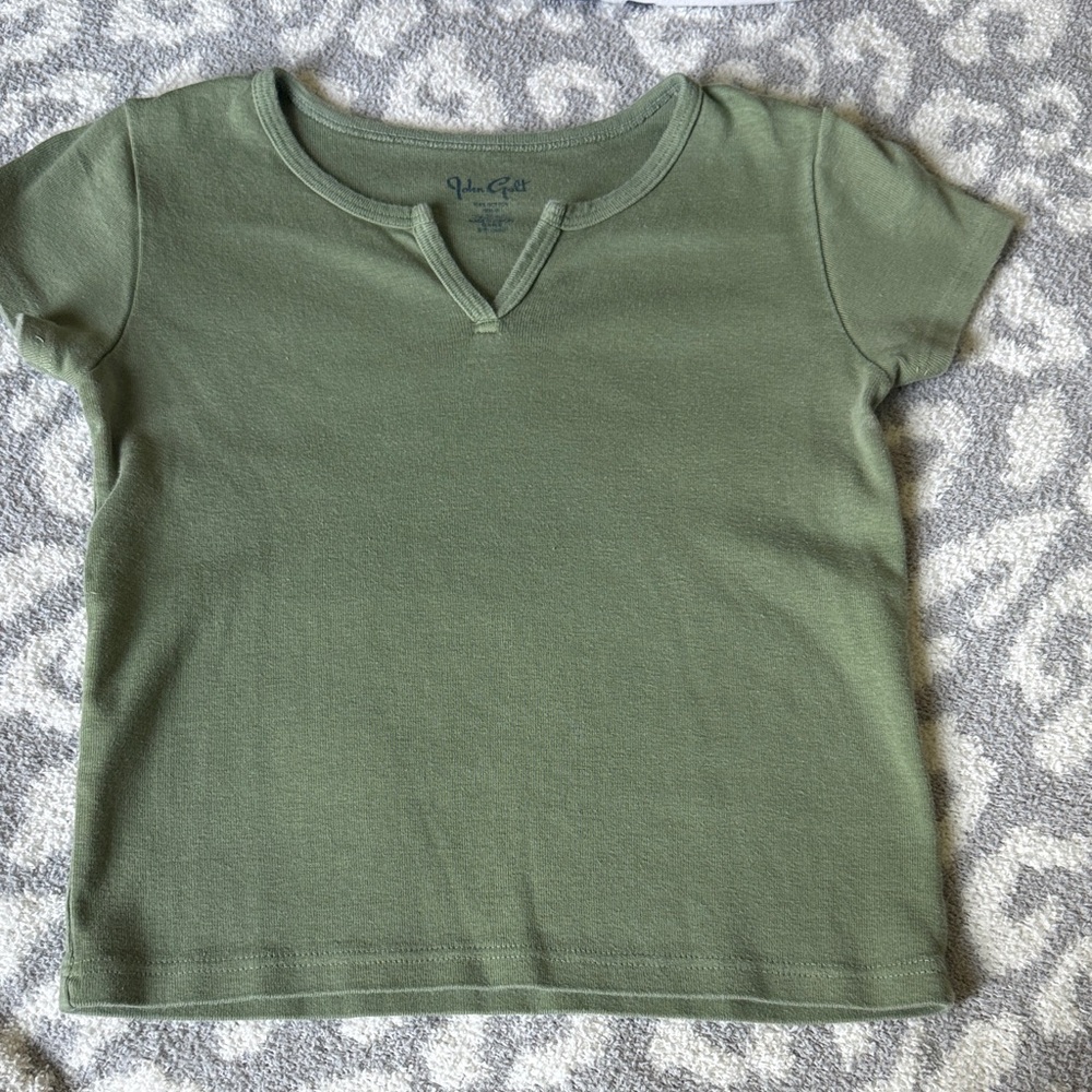 Brandy Melville Sage Green Tee🫒